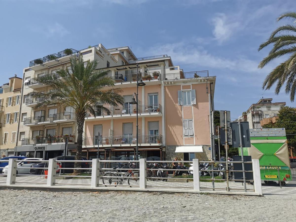 Albium Hotel Albenga Kültér fotó