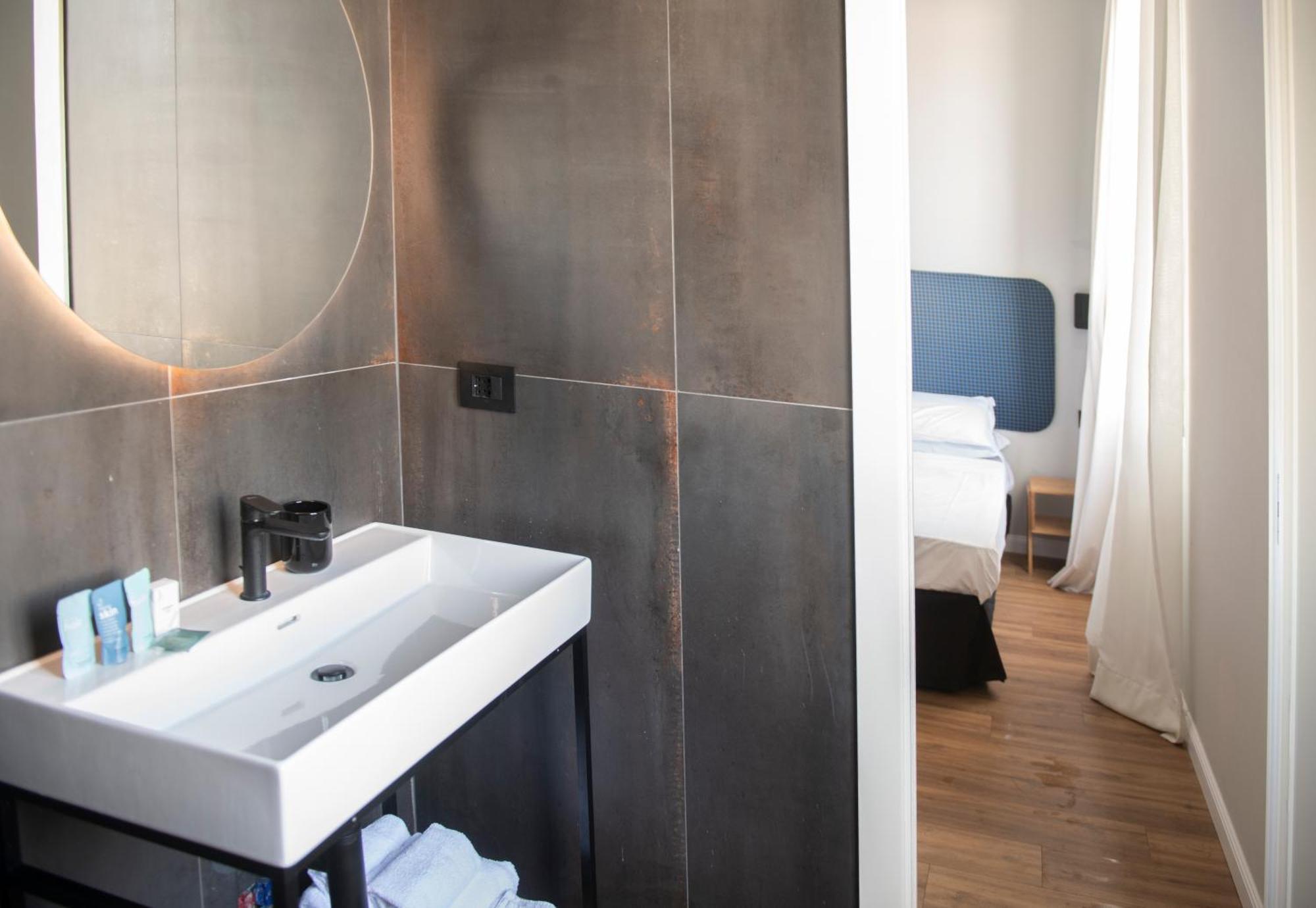 Albium Hotel Albenga Kültér fotó