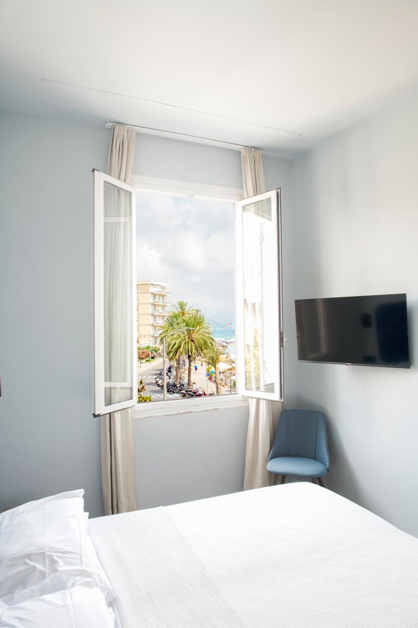 Albium Hotel Albenga Kültér fotó