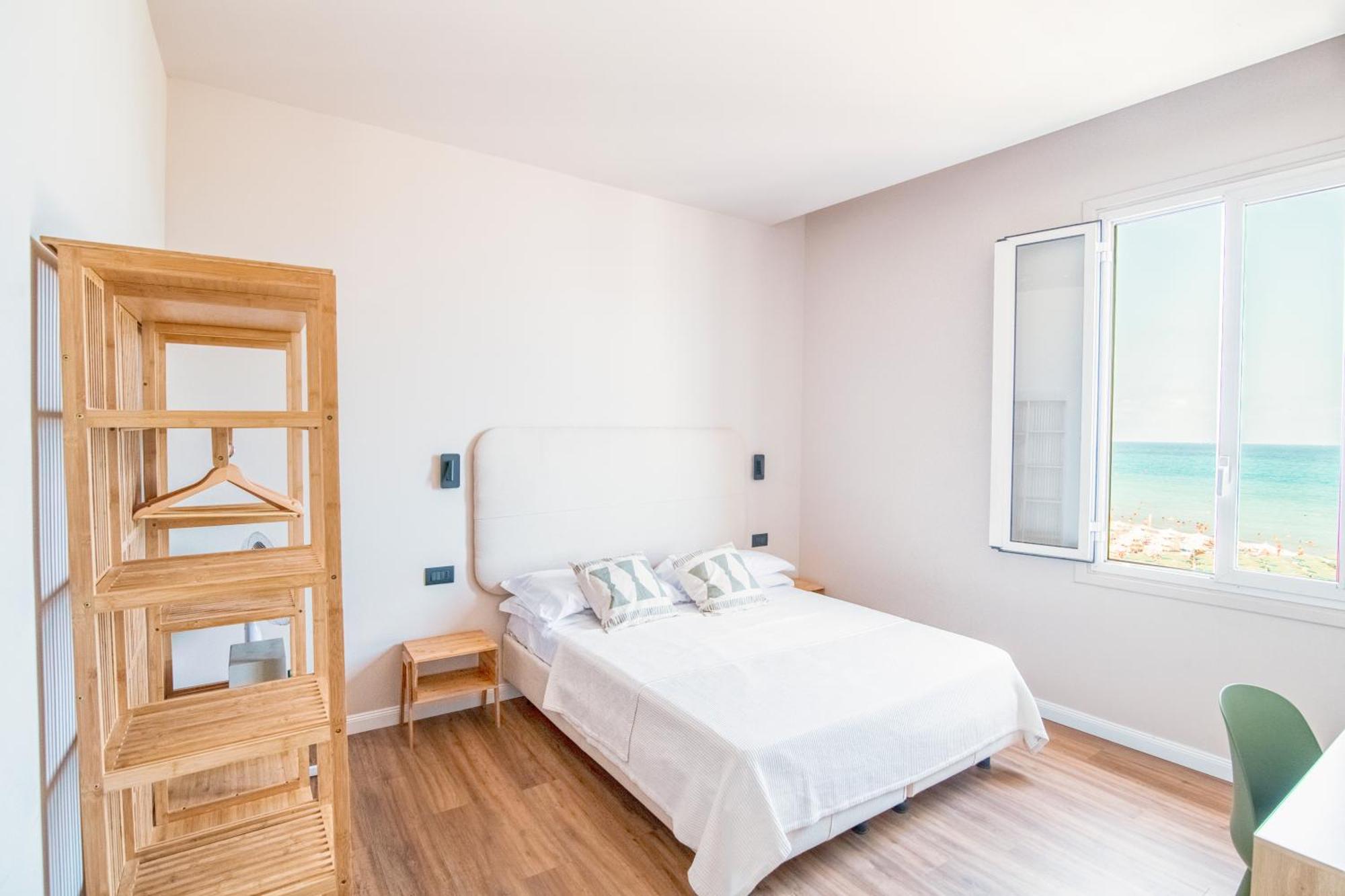 Albium Hotel Albenga Kültér fotó